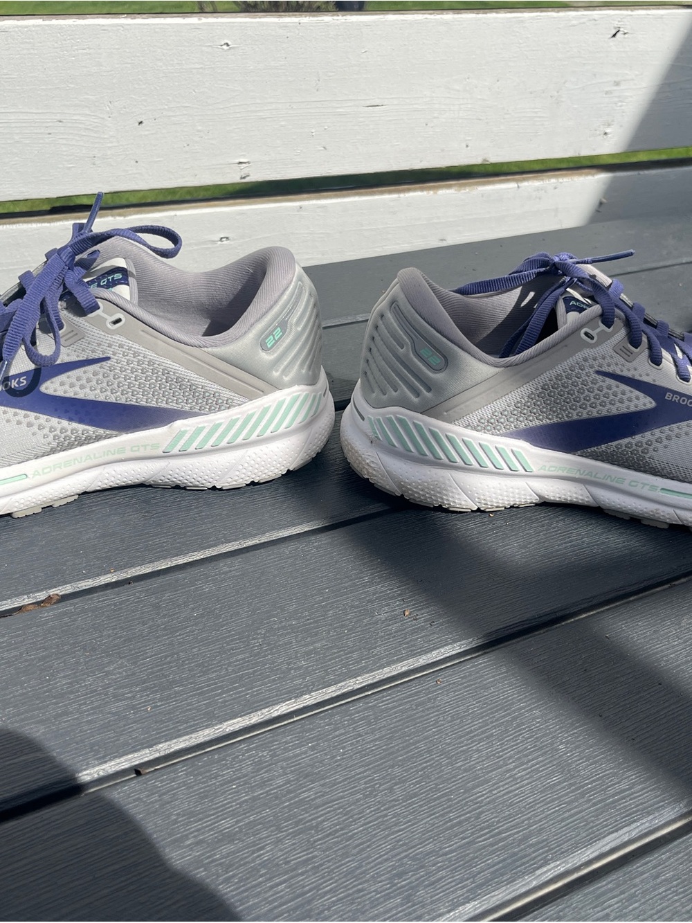Brooks Women's Light Gray and Navy Running Sneakers - Picture 8 of 8